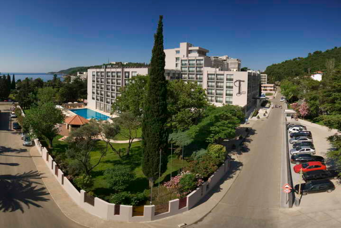 Hotel Tara spoljni izgled.jpg