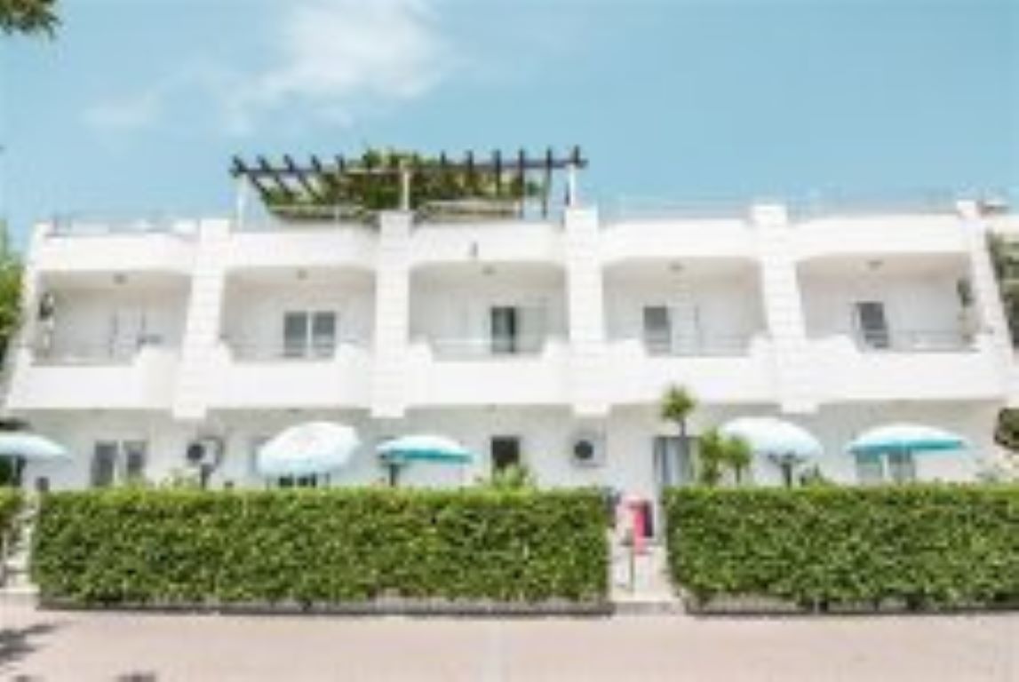 Perla Annexes Hotel-Zgrada hotela.jpg