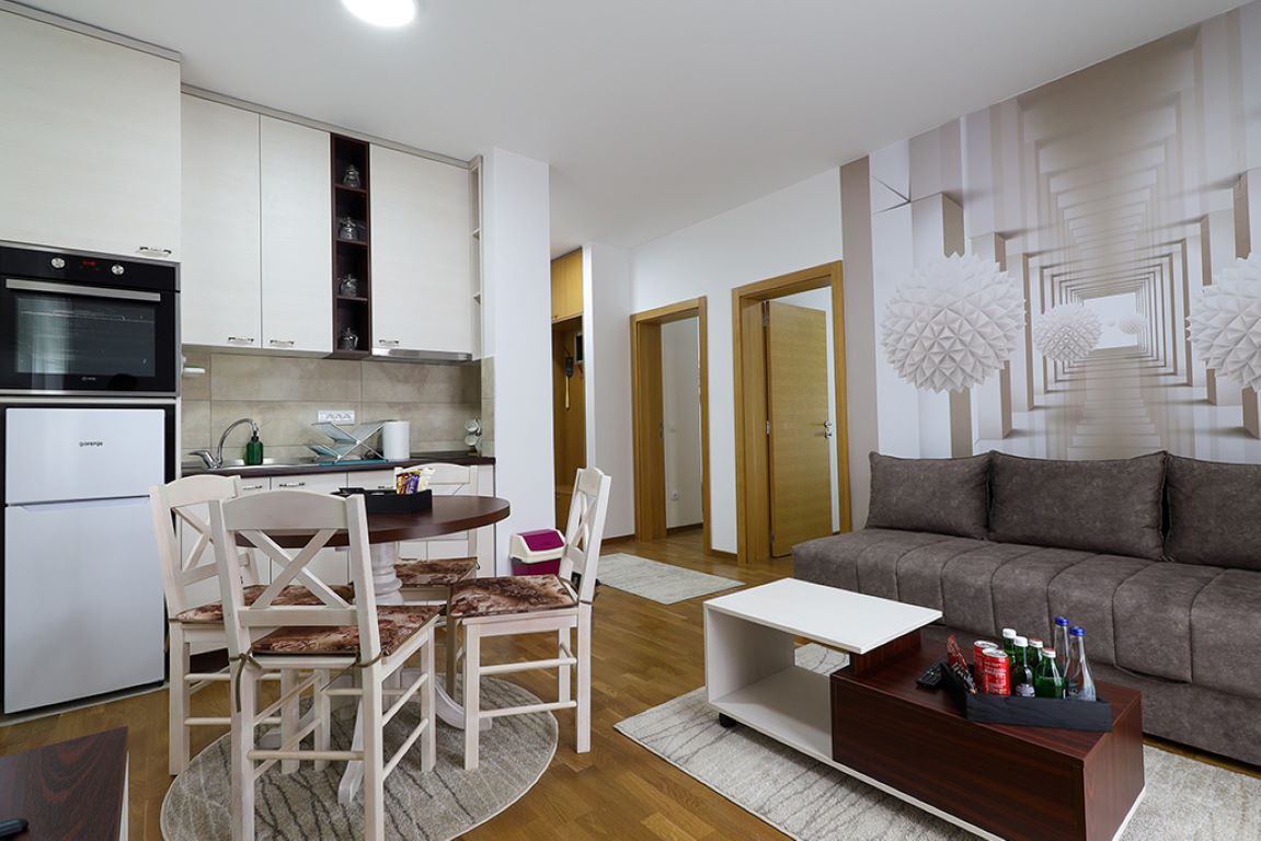All Seasons Residence-Standardni apartman dve spavace sobe Vila Hajducica.jpg