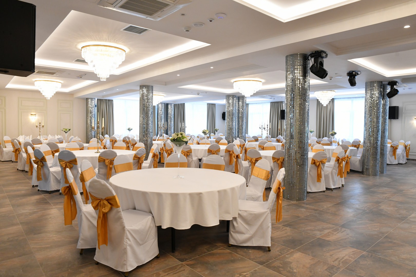 Hotel Terme 36,6-Svecana sala.jpg