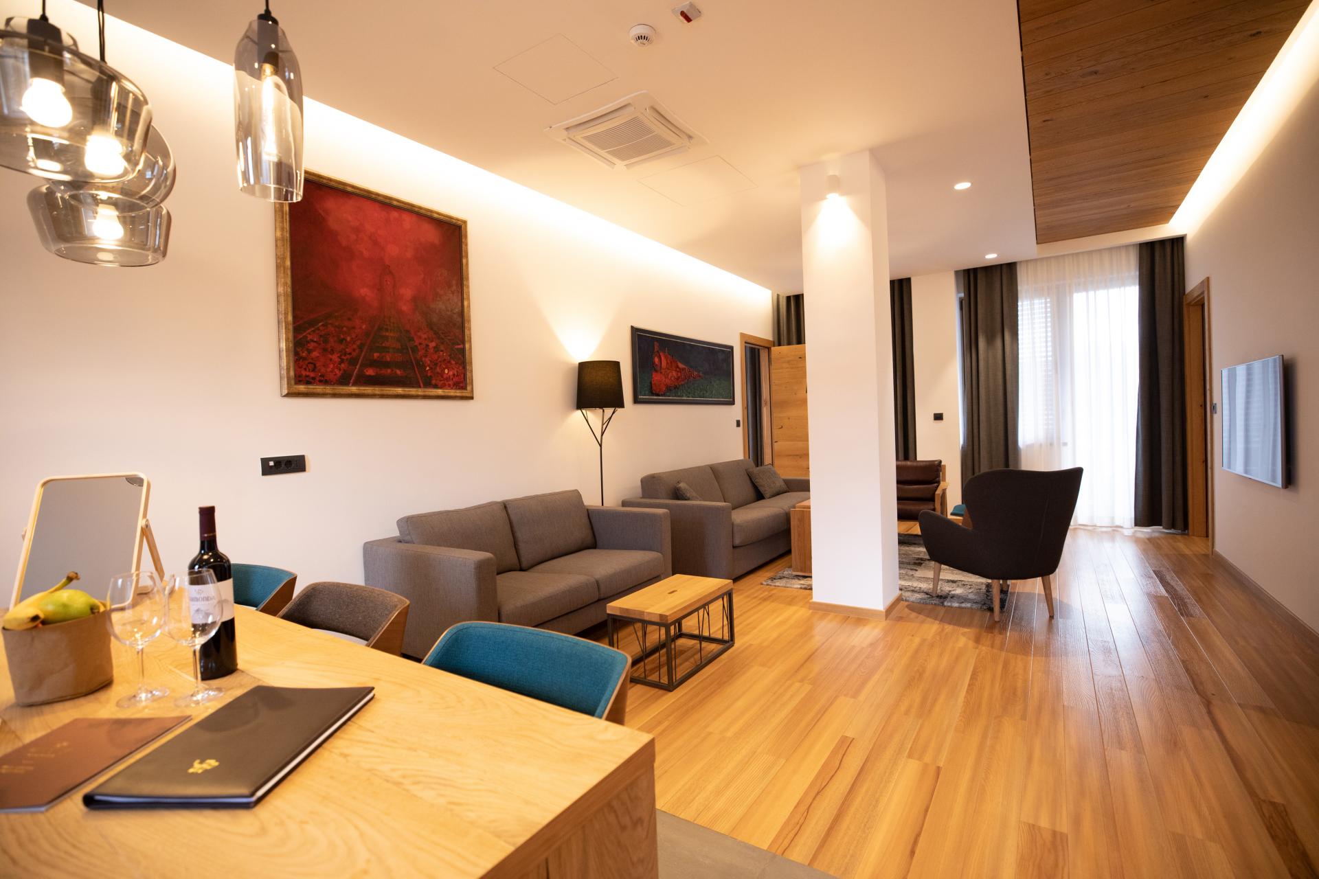 Hotel Ramonda precednički apartman.jpg