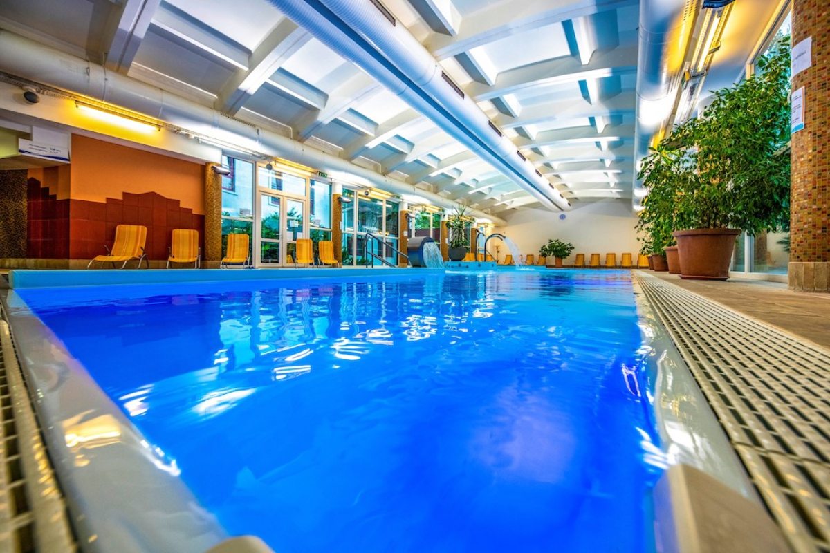 Drava Thermal Resort zatvoreni bazen.jpg
