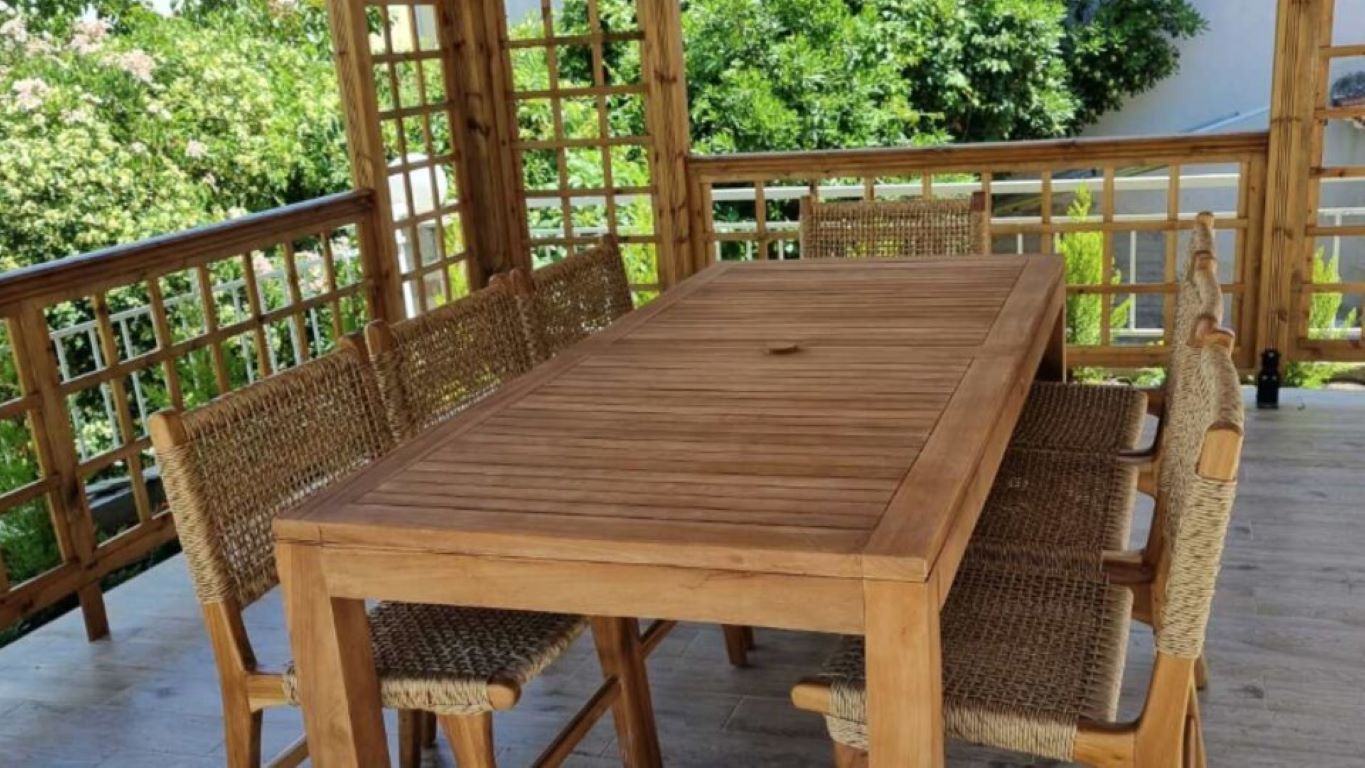 Tami's Residence 1-Terasa.jpg