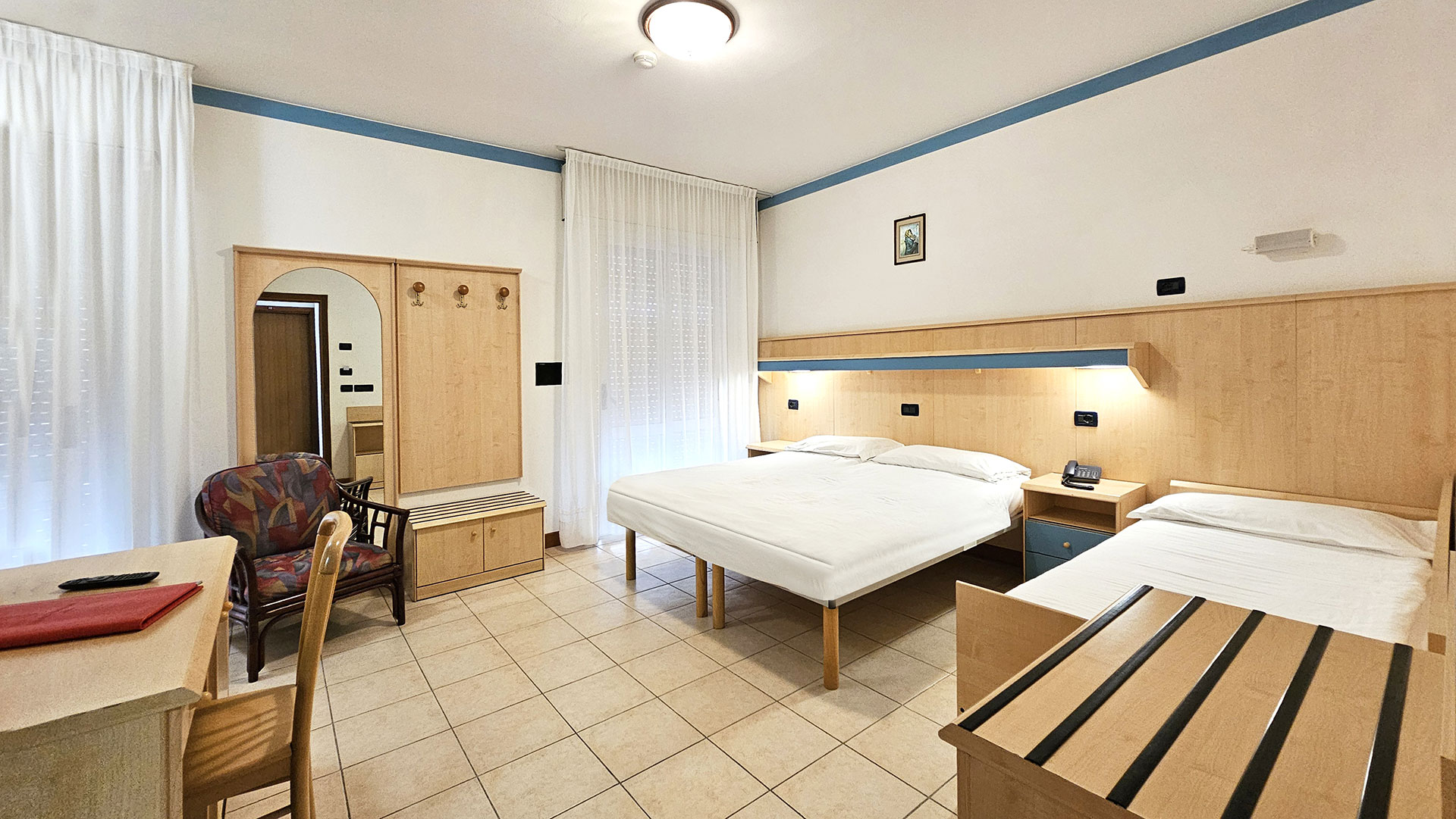 Hotel Nelson porodična soba.jpg