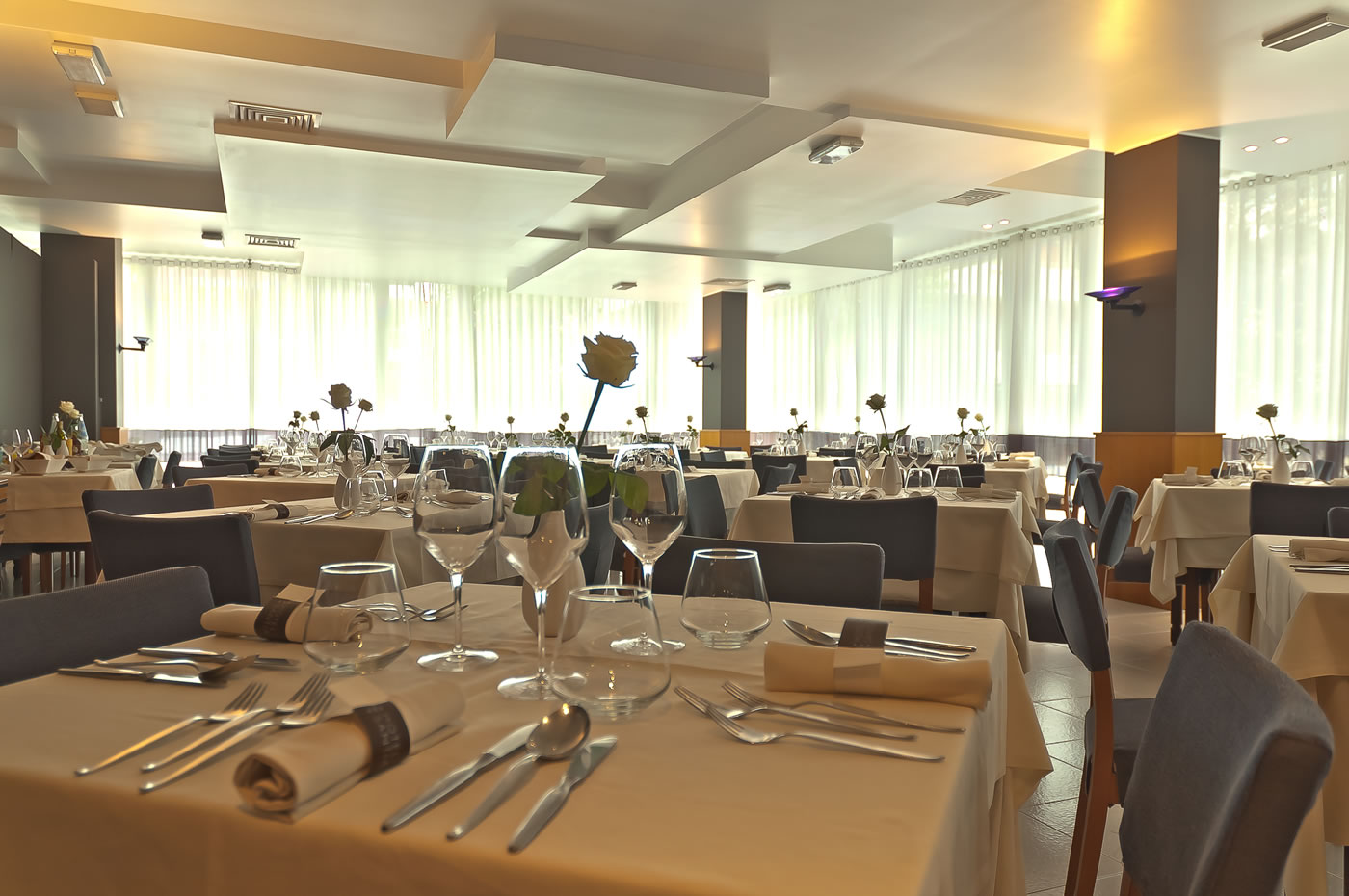 Santiago Hotel-Restoran.jpg