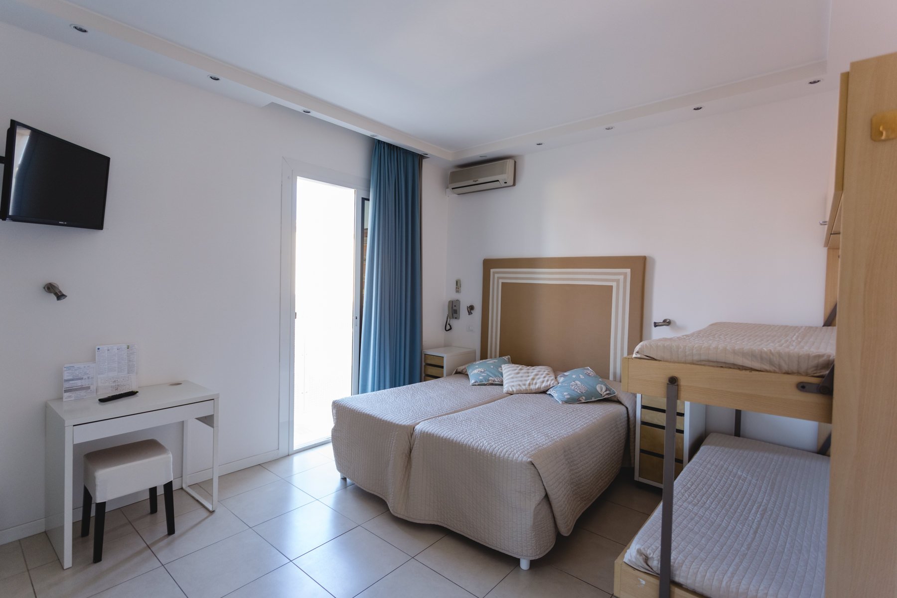 Speranza Hotel-Porodicna comfort soba.jpg