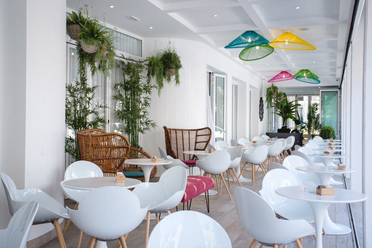 Speranza Hotel-Terasa bara.jpg