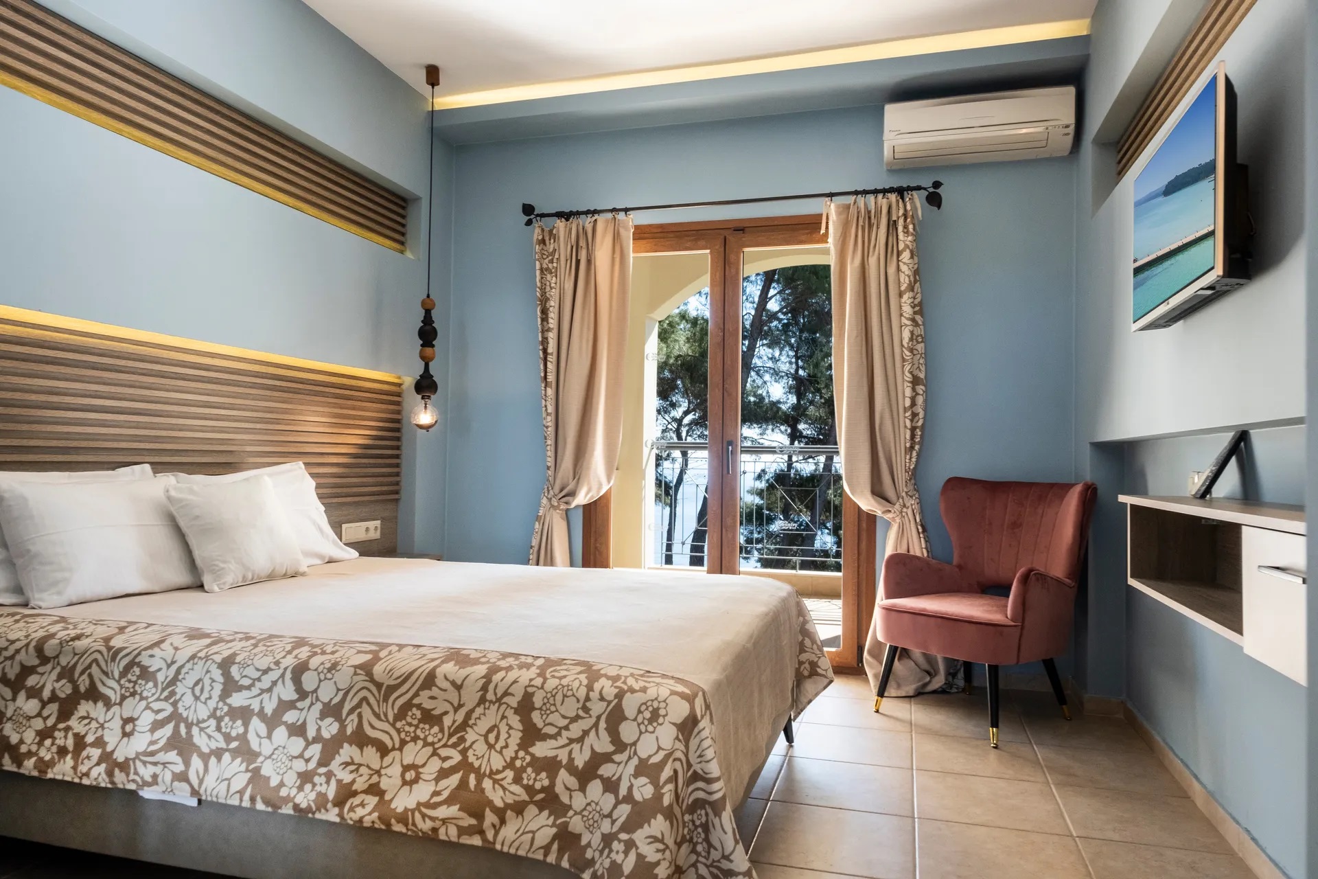 Hotel Country Inn Halkidiki-Superior soba.jpg