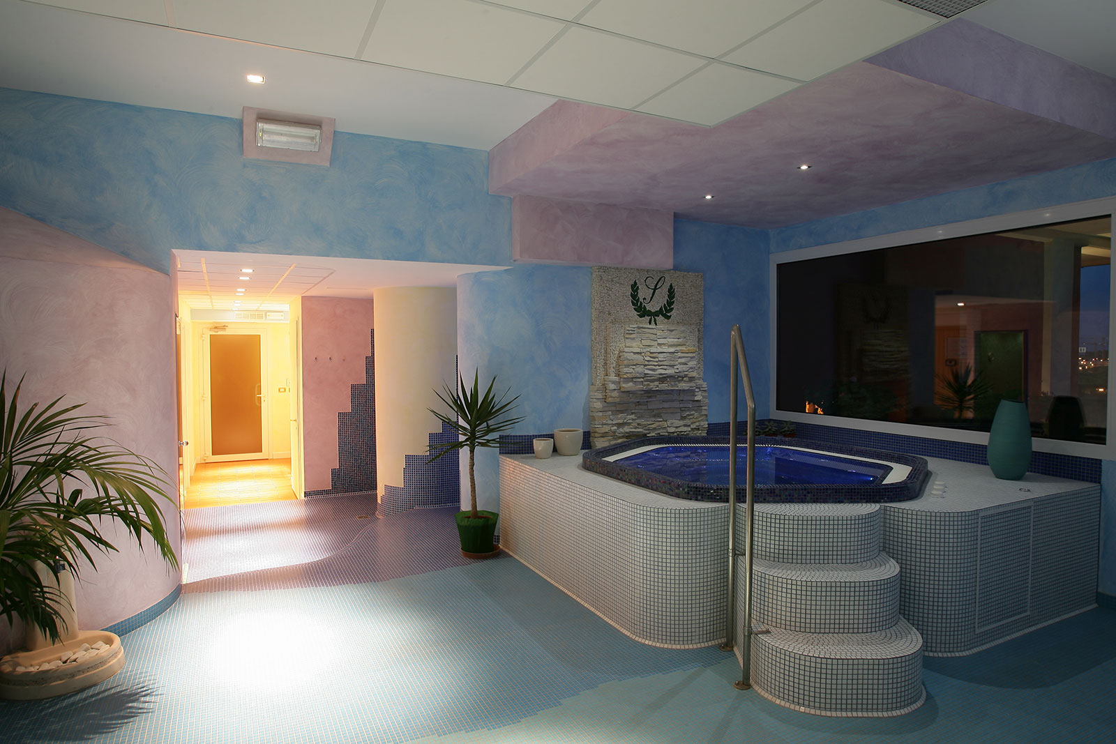 Smeraldo Hotel-Đakuzi.jpg