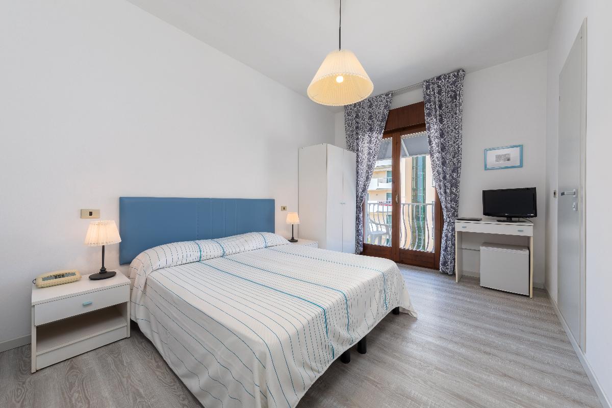 Gritti Hotel-Standardna soba.jpg