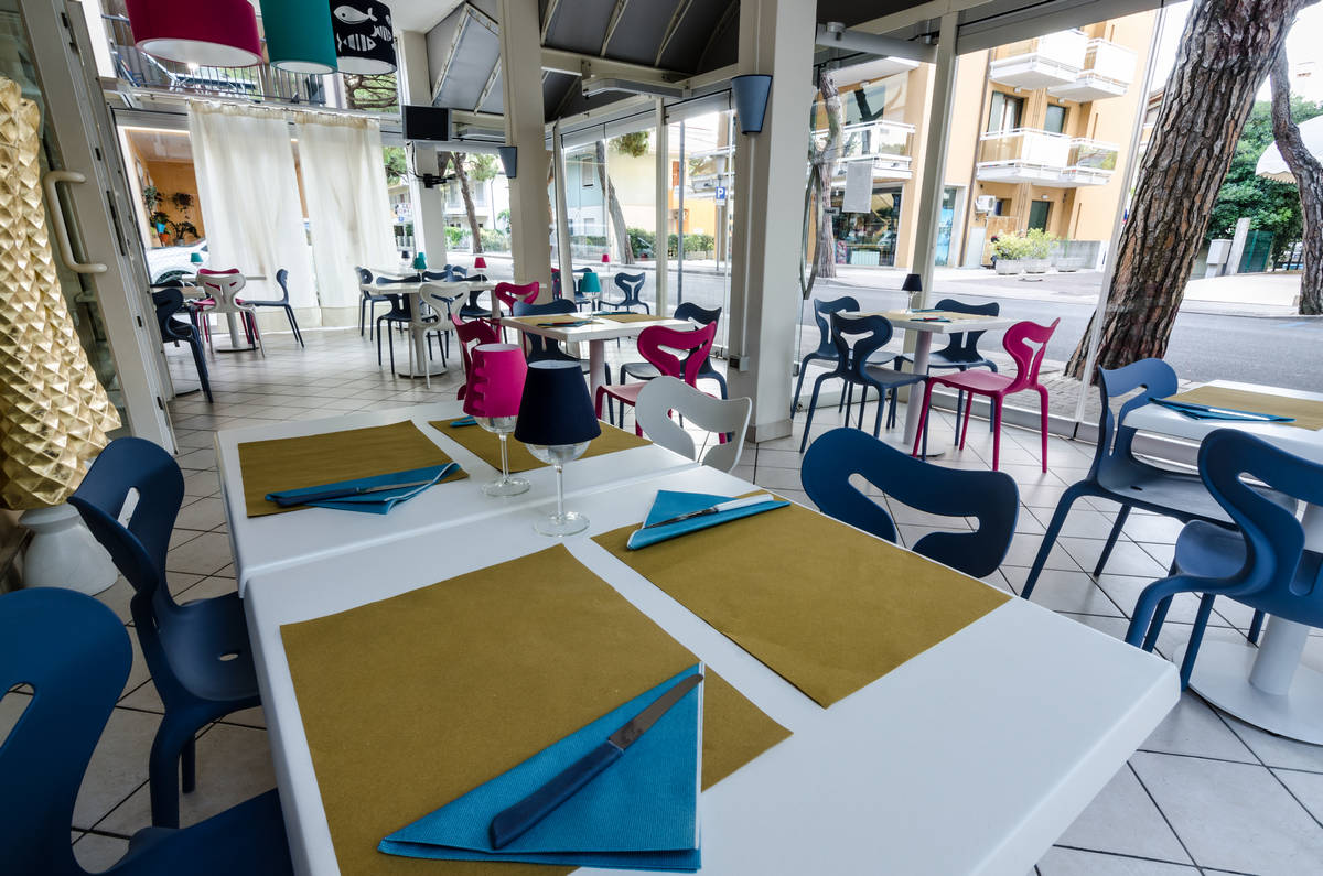 Mare Live Hotel-Terasa restorana.jpg