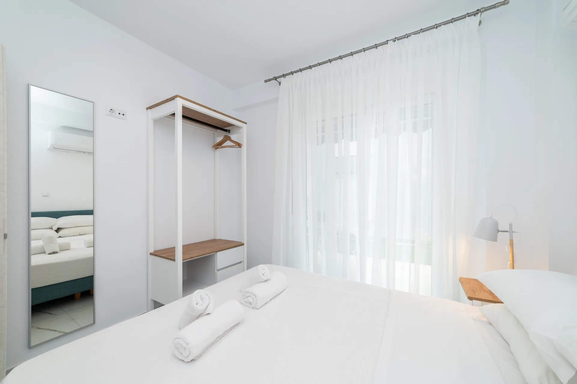 Roxani Residential Complex-Dvosoban apartman spavaca soba.jpg