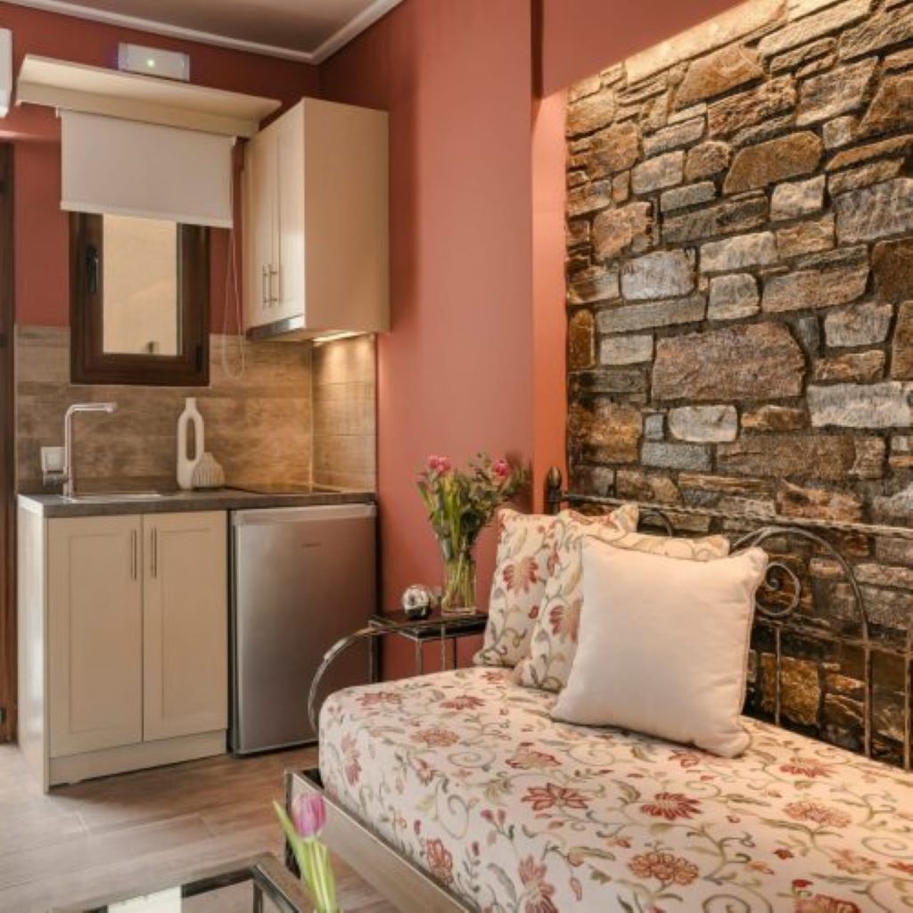 Paramithenio Village Beach Resort-Maisonette potkrovlje privatni bazen.jpg