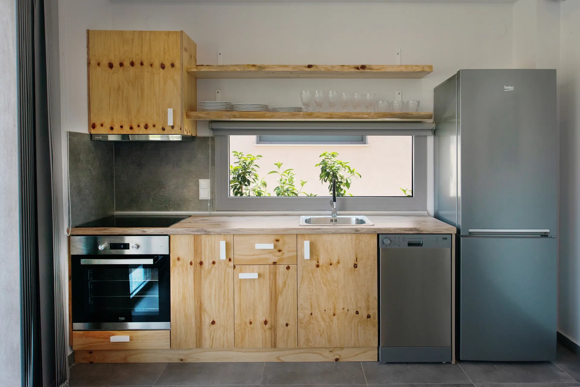 SunBlue Boutique VIllas-SunBlue Villa privatni bazen kuhinja.jpg