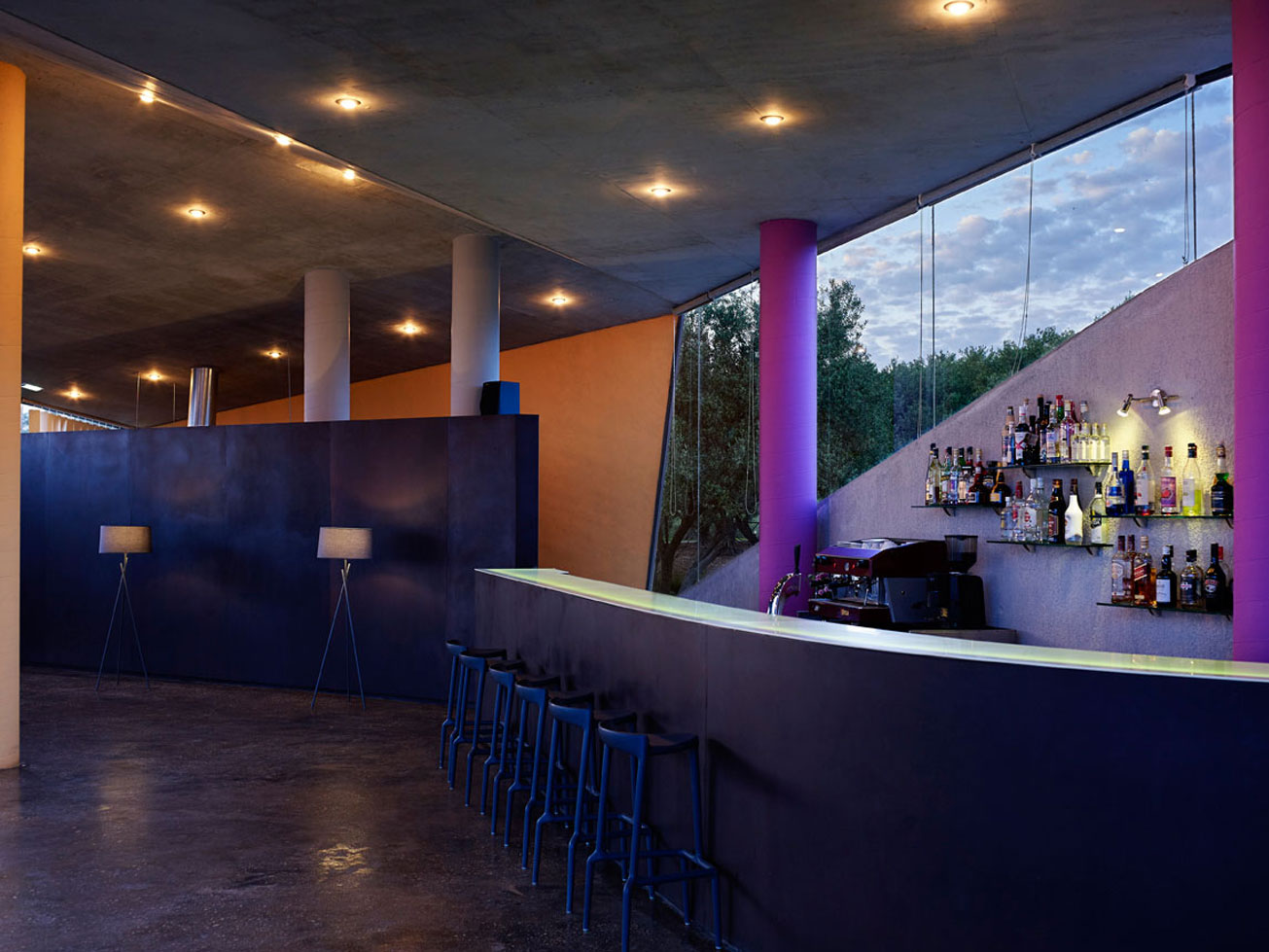 leivatho hotel-bar bella vista.jpg