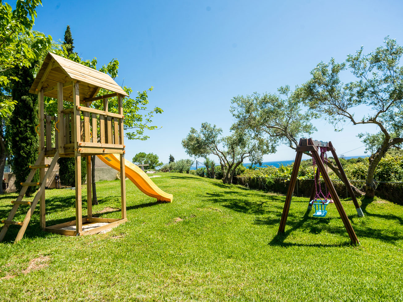 leivatho hotel-dečije igralište.jpg