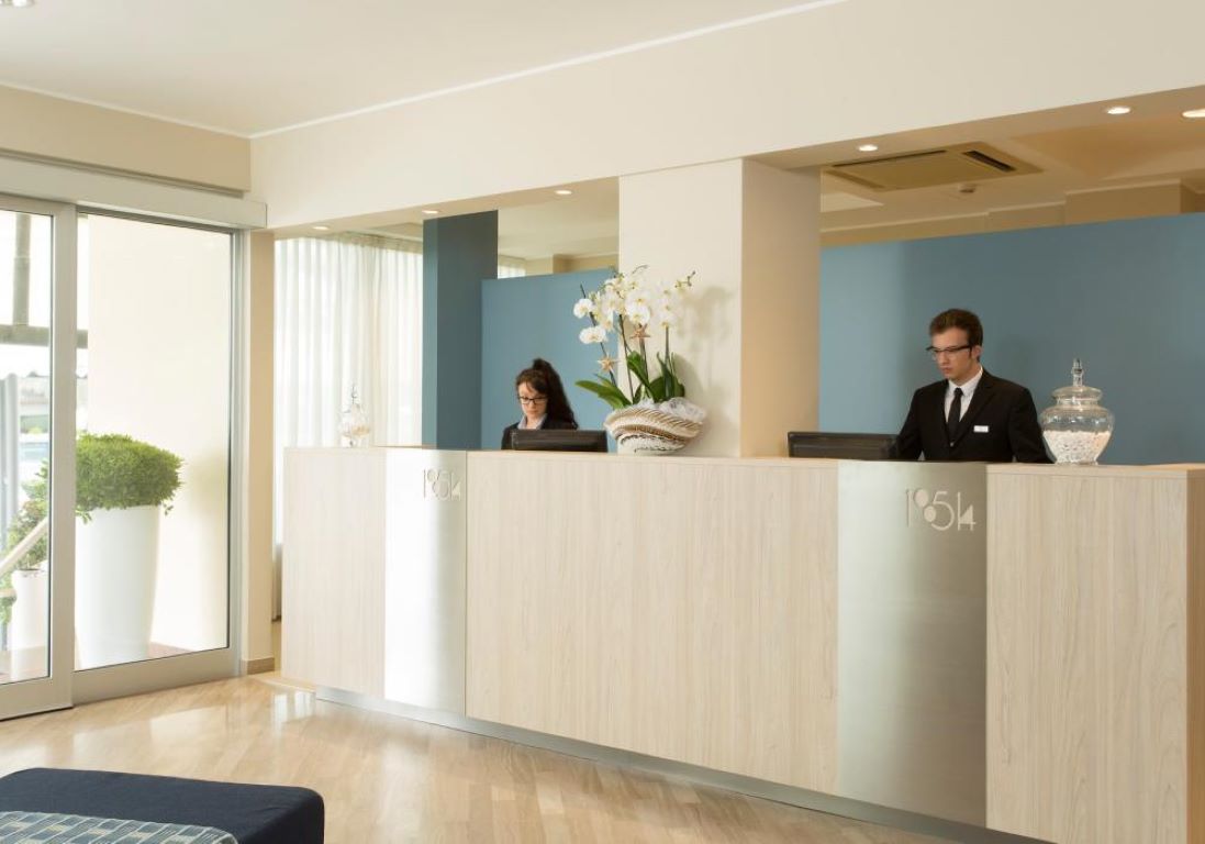 Hotel Las Vegas-Recepcija.jpg