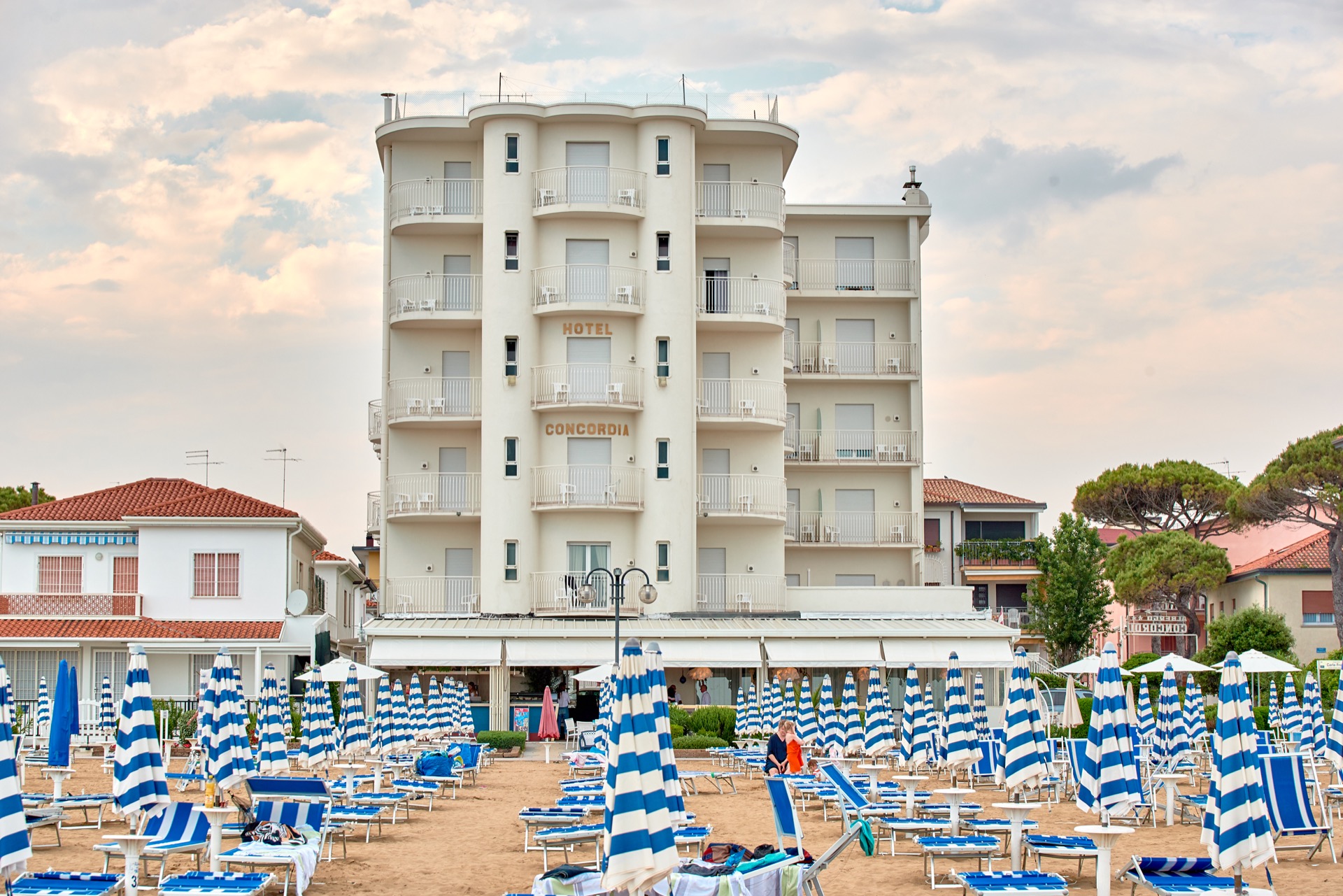Concordia Hotel-Spoljasnji izgled.jpg