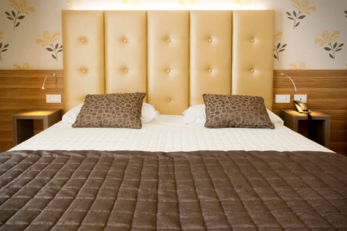 Marco Polo Hotel-Soba u potkrovlju.jpg