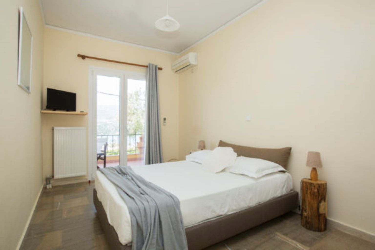 Liostasi Retreat-spavaća soba-.jpg