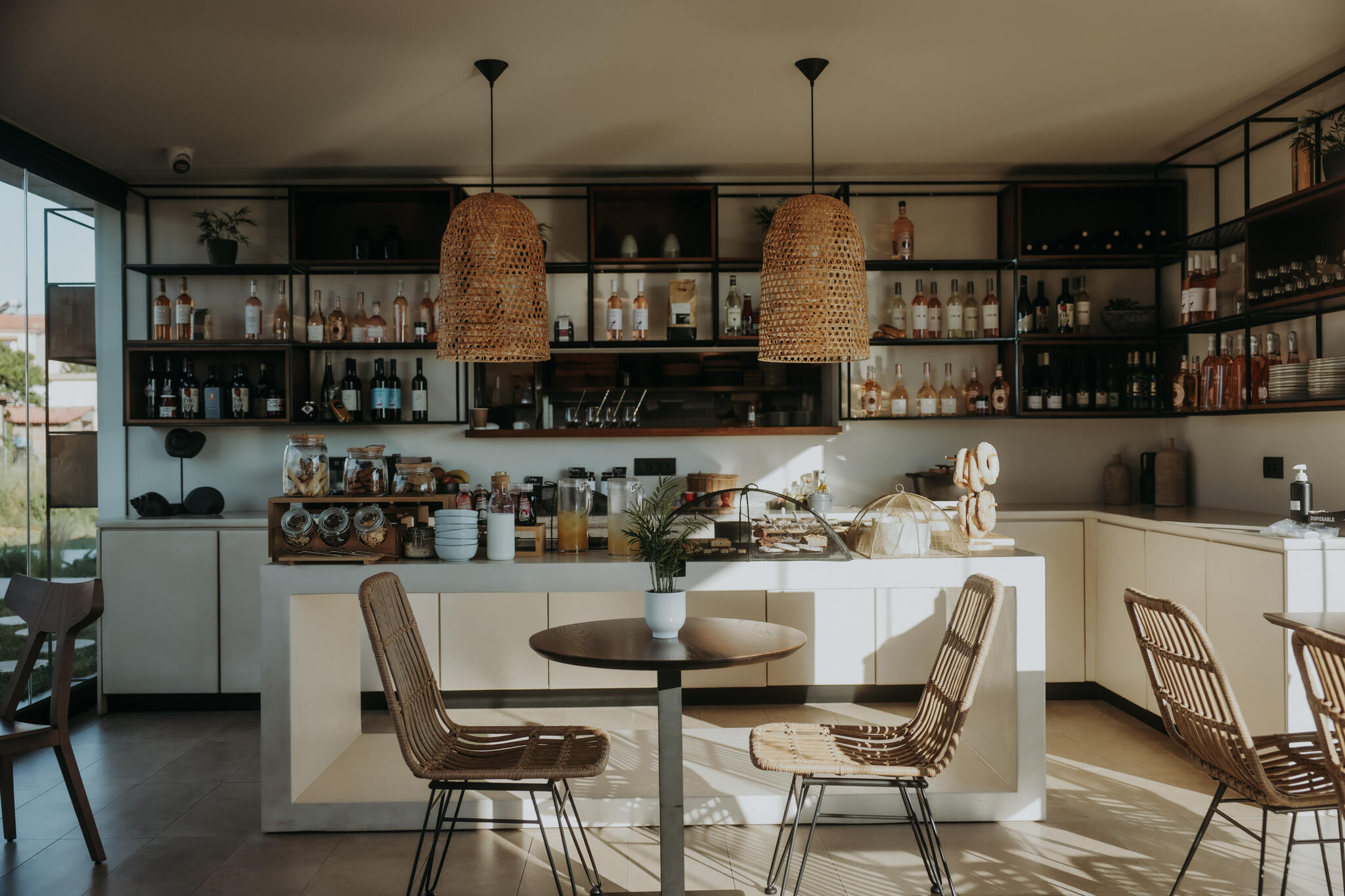 Hooga Hotel Preveza-Bar.jpg
