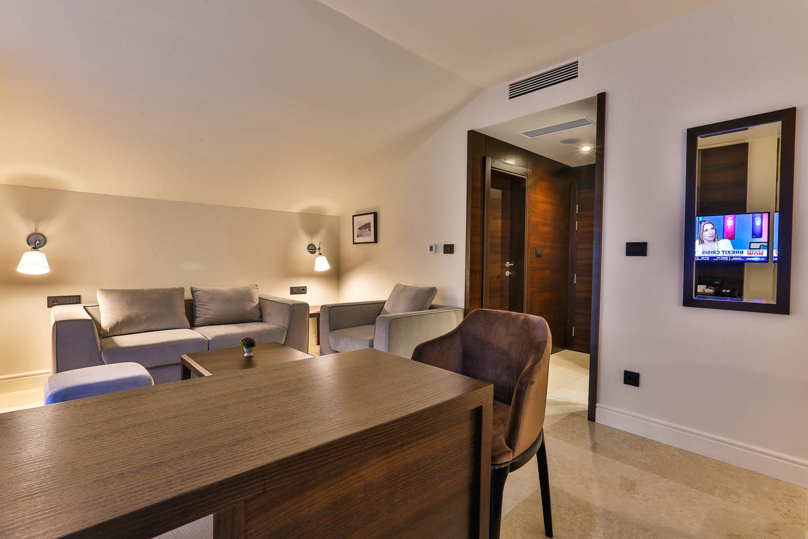 California by Aycon hotel apartman.jpg