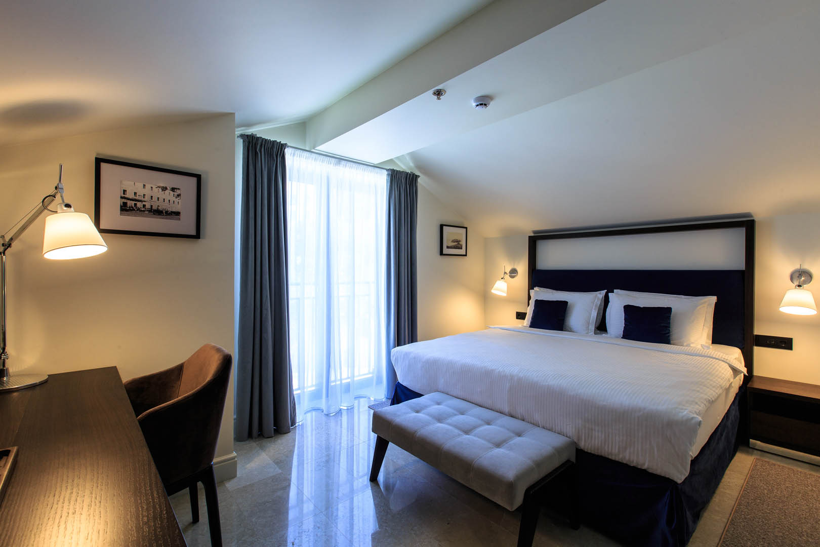 California by Aycon hotel izgled sobe.jpg