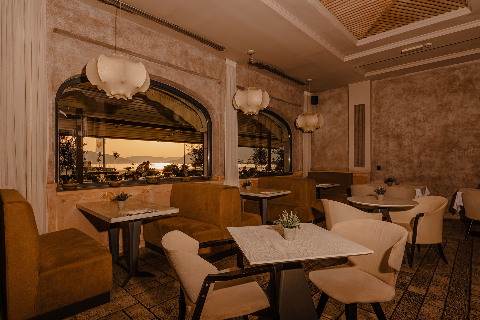 Astoria Tivat hotel restoran.jpg