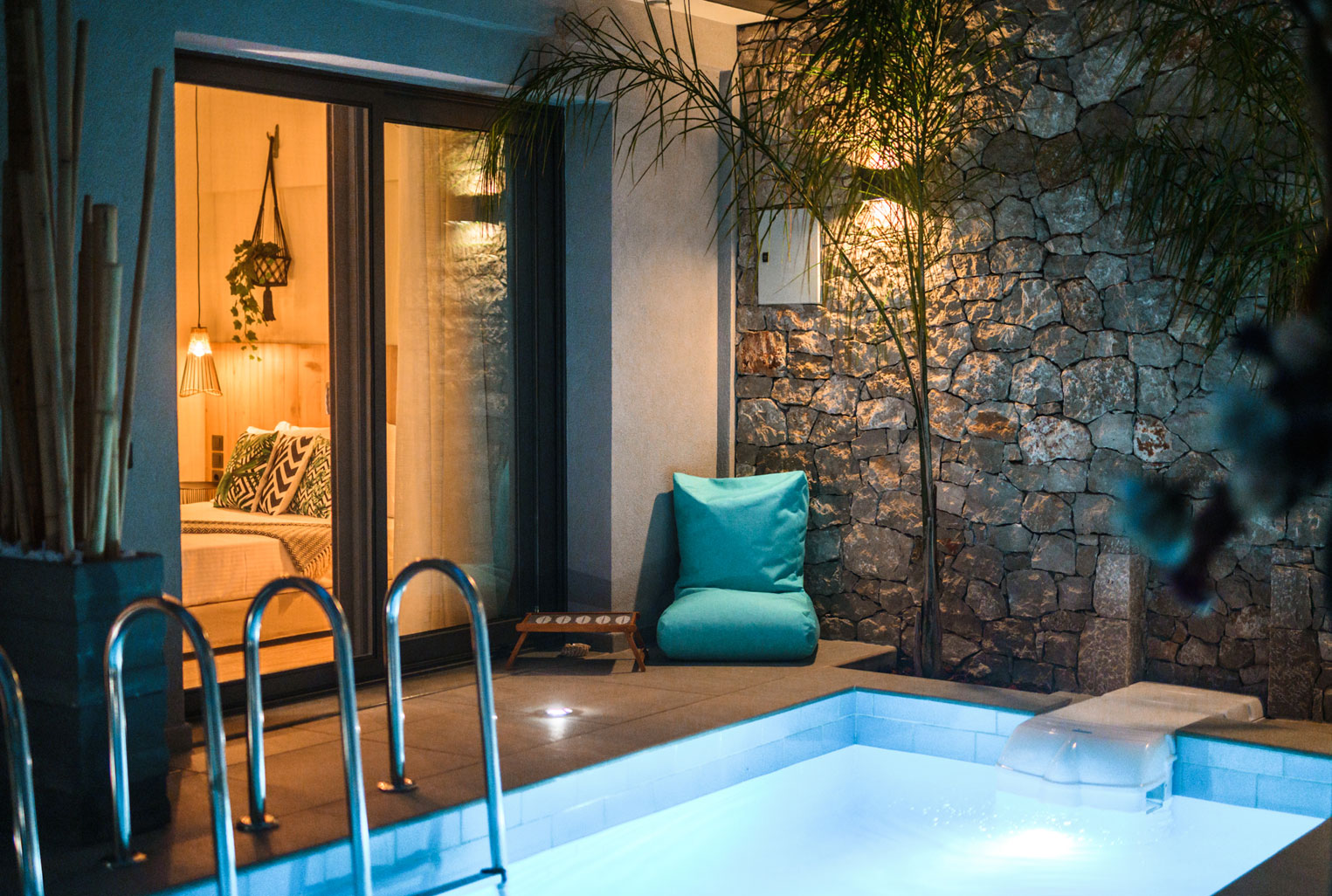 Versa Villas Preveza-Grey vila.jpg
