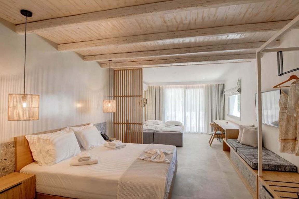Alboro Seaside Suites-Honeymoon suite.jpg