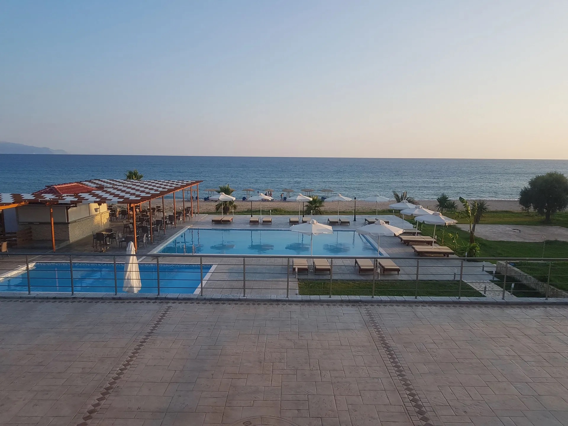 Ocean Hotel Resort-Panorama.jpg