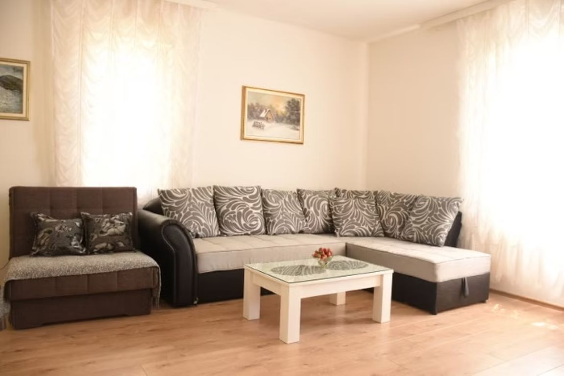 Villa Kovacevic-Porodicni apartman.jpg