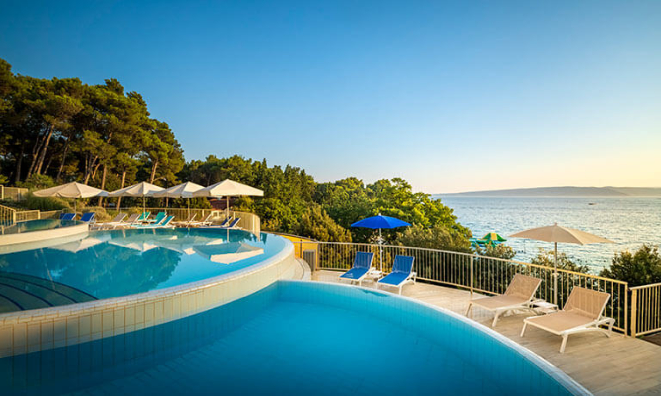 Krk Sunny hotel bazen.jpg
