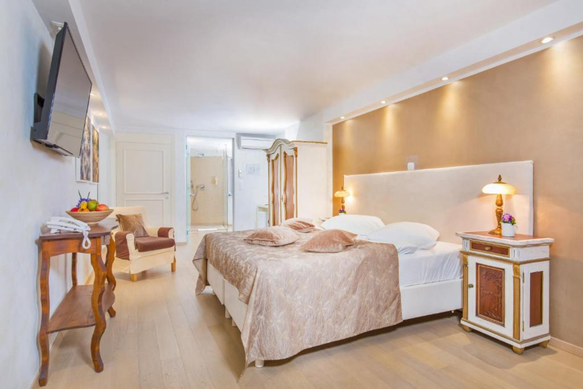 Hotel Villa Valdibora spavaća soba.jpg