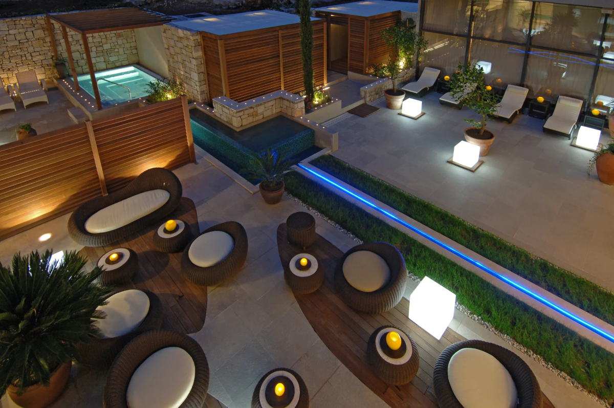 Maistra Select Island Hotel Istra bar.jpg