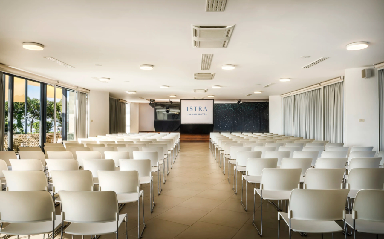 Maistra Select Island Hotel Istra konferencijska sala.jpg