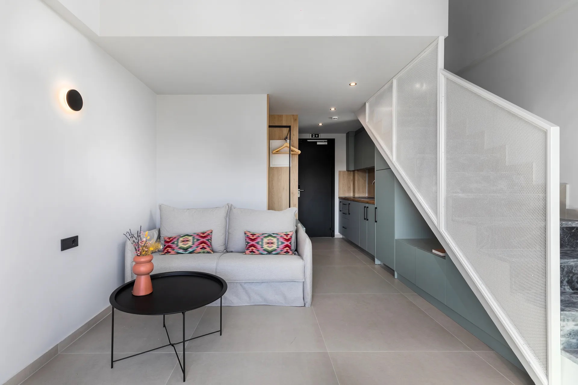 The 8 Suites-Comfort suite.jpg