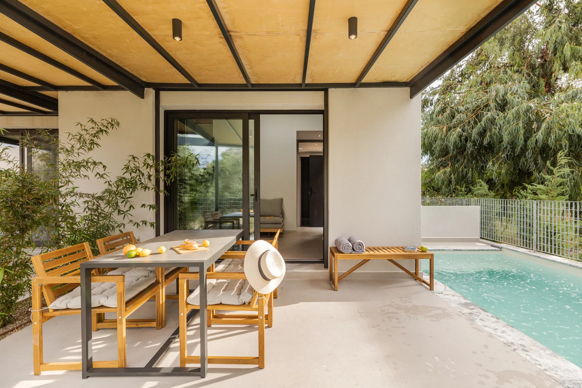 The 8 Suites-Superior suite privatni bazen.jpg