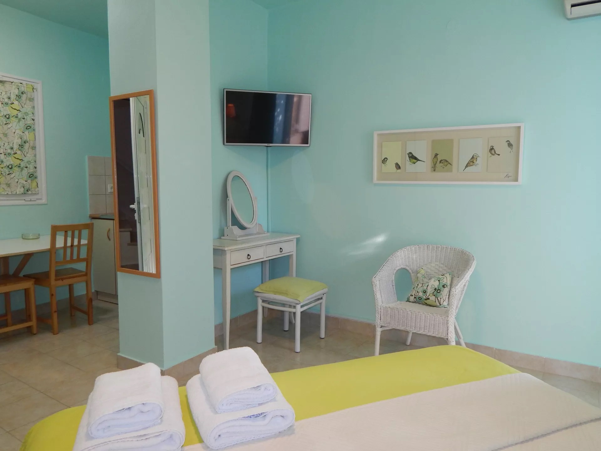 Palmina Mare Villa & Studios-Double studio pogled more.jpg