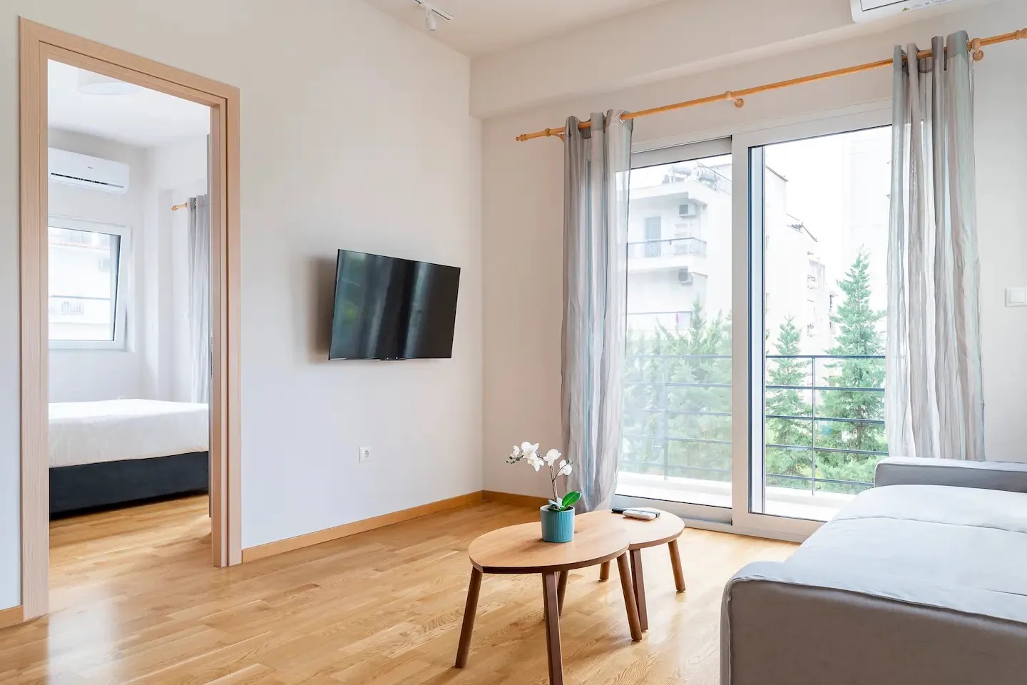 Skiathou 12 Glyfada Contemporary Residences-Deluxe apartman.jpg