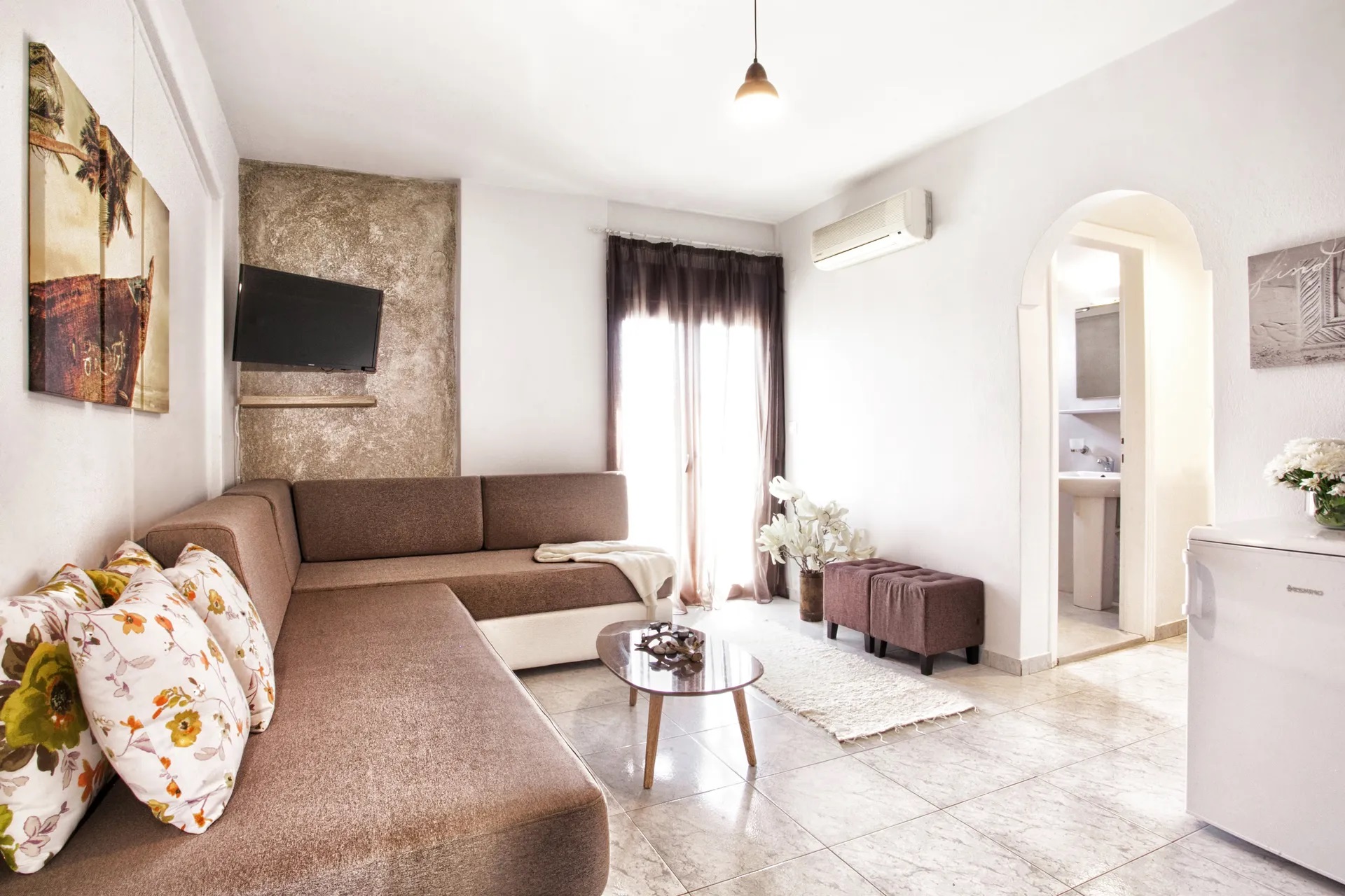 Asprolithos Studios-Standard Apartman Coral ili Sapphire.jpg
