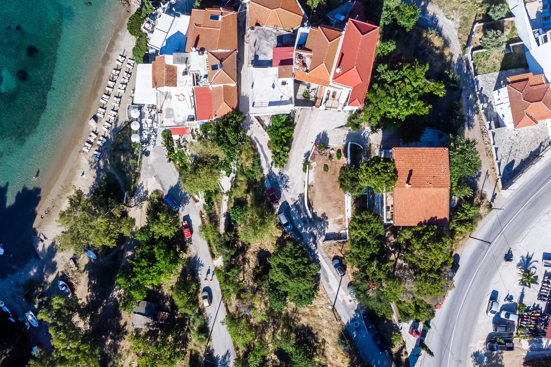 The Sea House Skiathos-Izlaz na plazu.jpg