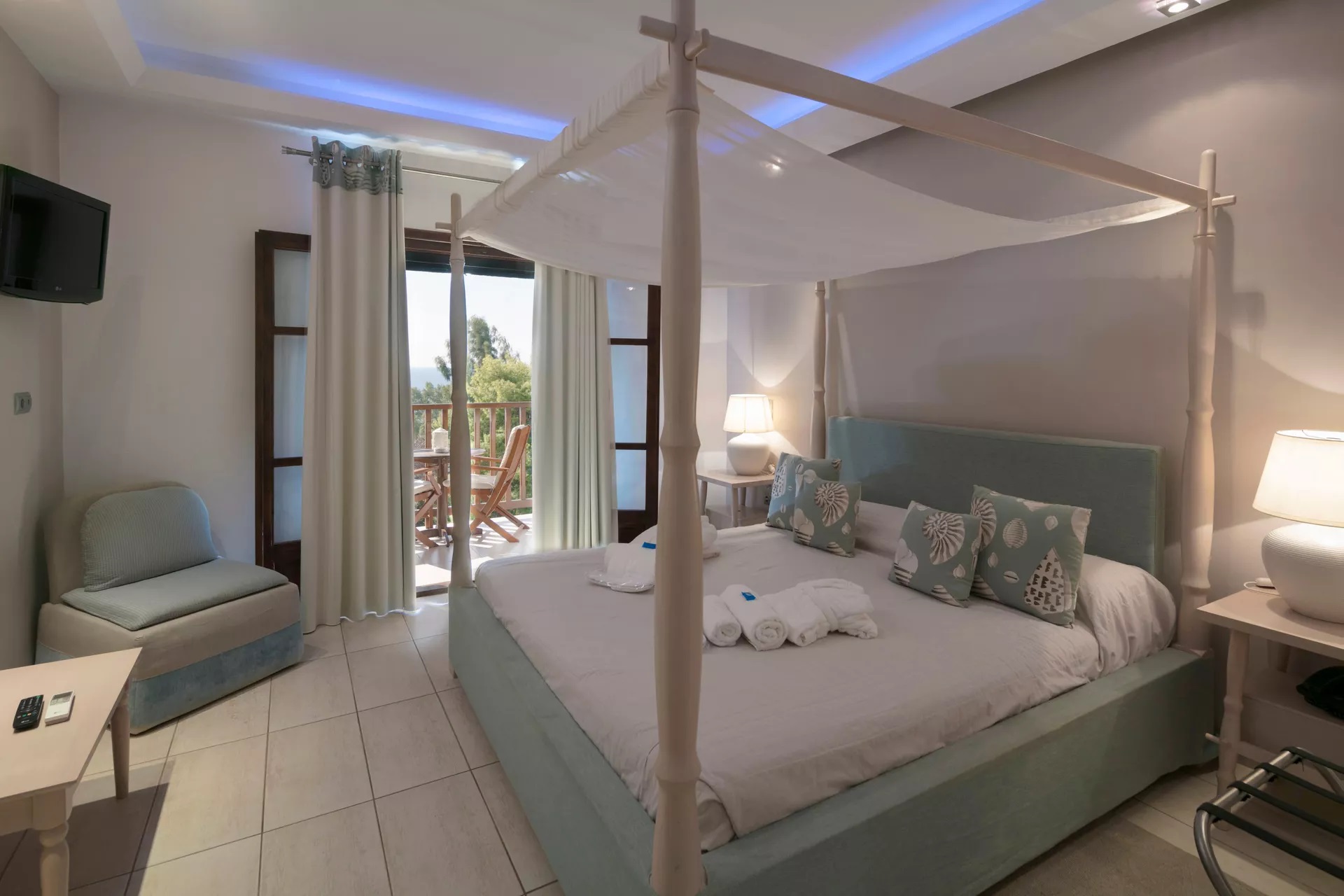 Magic Hotel Skiathos-Deluxe soba.jpg