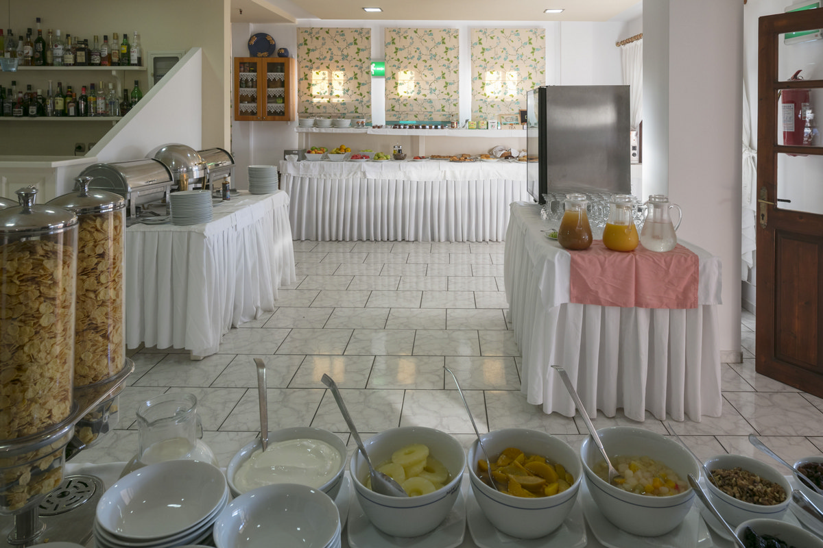 Magic Hotel Skiathos-Prostorija za dorucak.jpg