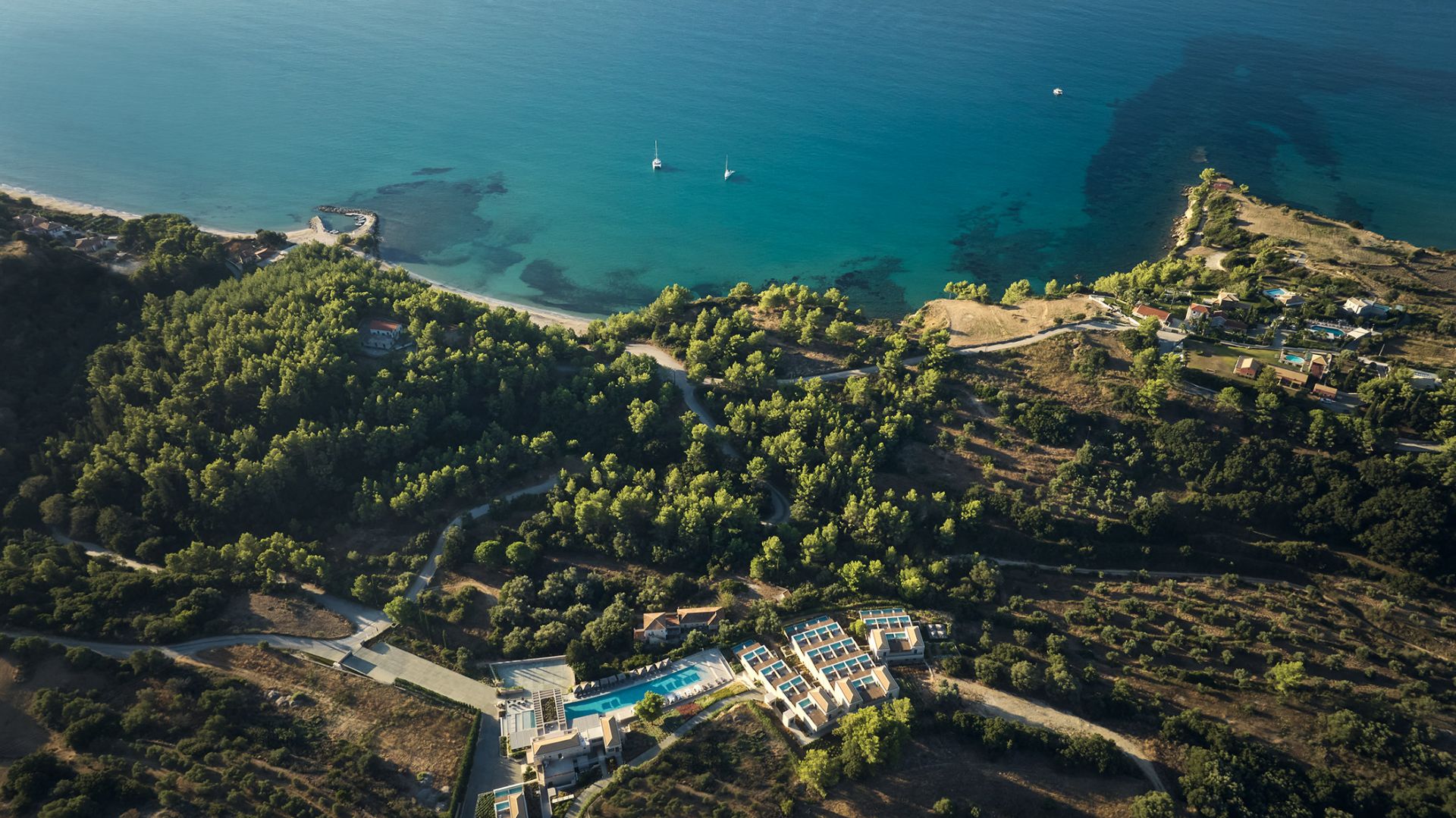 Celestial All Suites-Panorama hotela.jpg