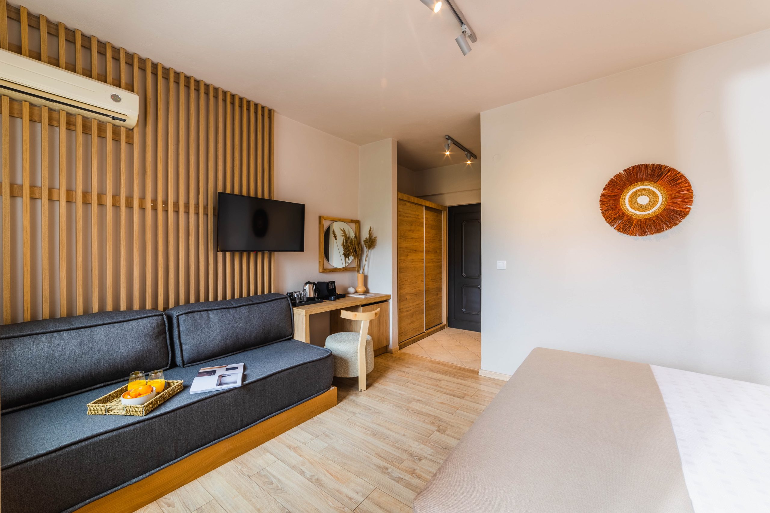 Skiathos Thalassa Cape-Junior suite.jpg