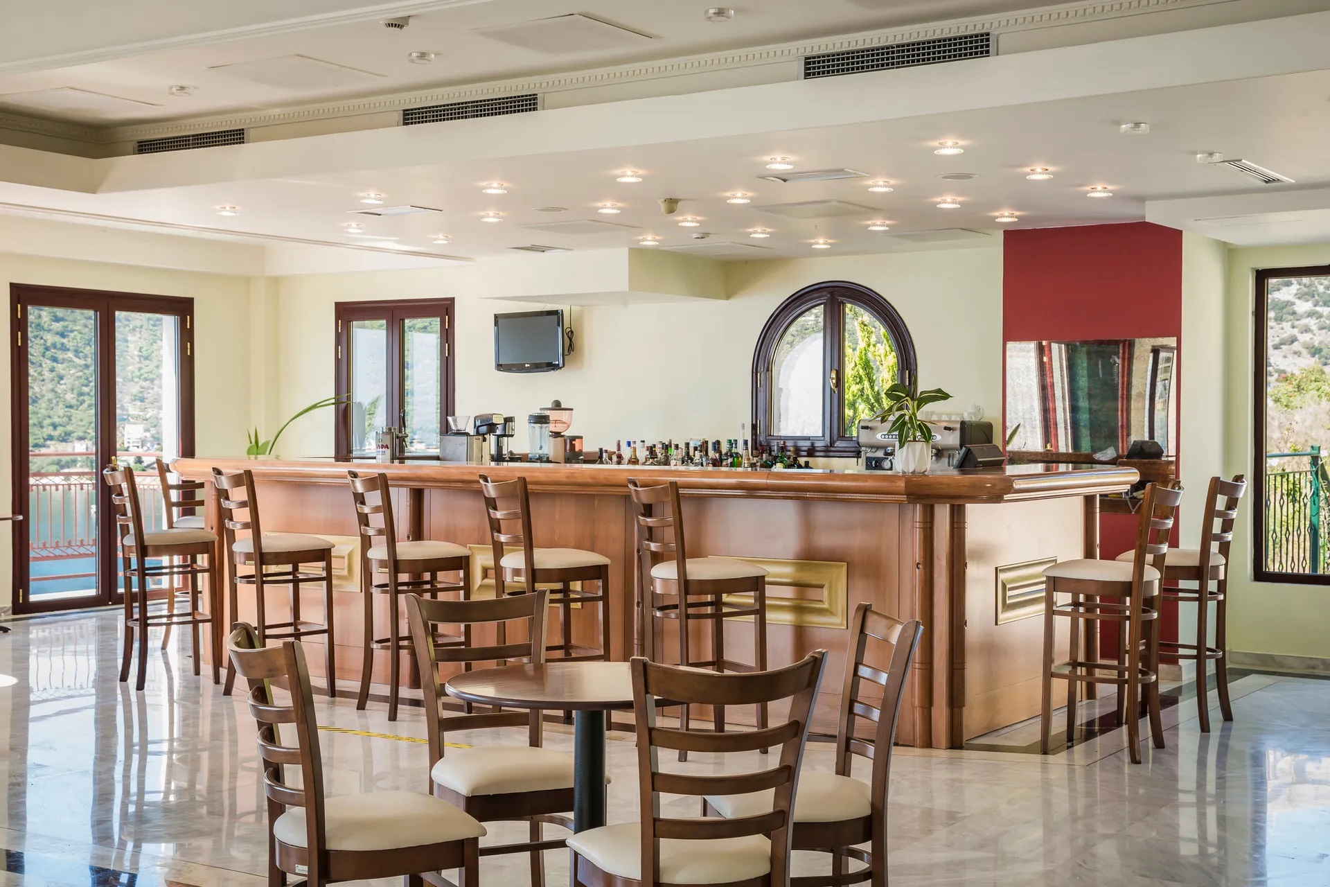 Kefalonia Bay Palace-Bar.jpg