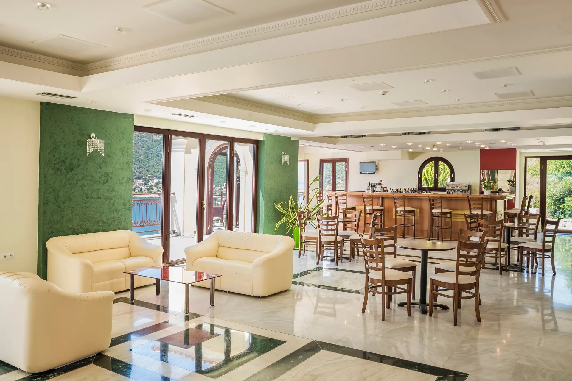 Kefalonia Bay Palace-Lobby bar.jpg