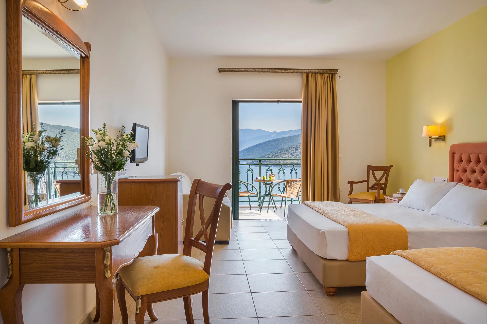 Kefalonia Bay Palace-Porodican suite.jpg