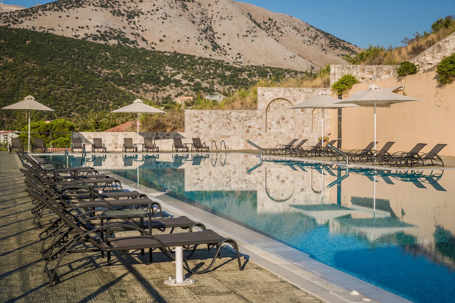 Kefalonia Bay Palace-Spoljasnji bazen.jpg